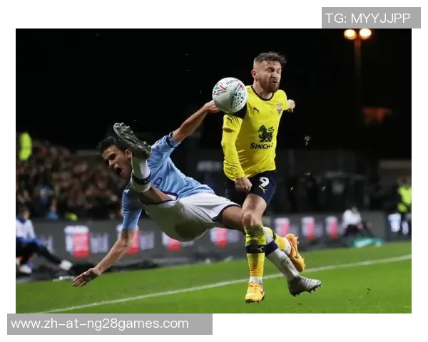 黄金海岸轮迎战伊普斯维奇部队精彩对决展现足球魅力与激情