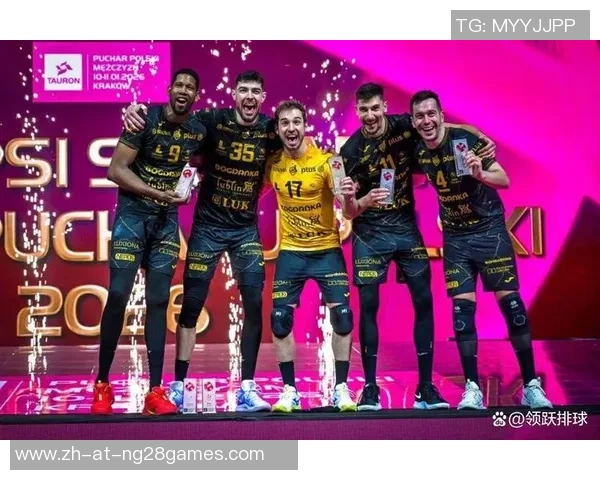 排球王莱昂+科门达+萨萨克 三巨子续约 冲击波超新赛季